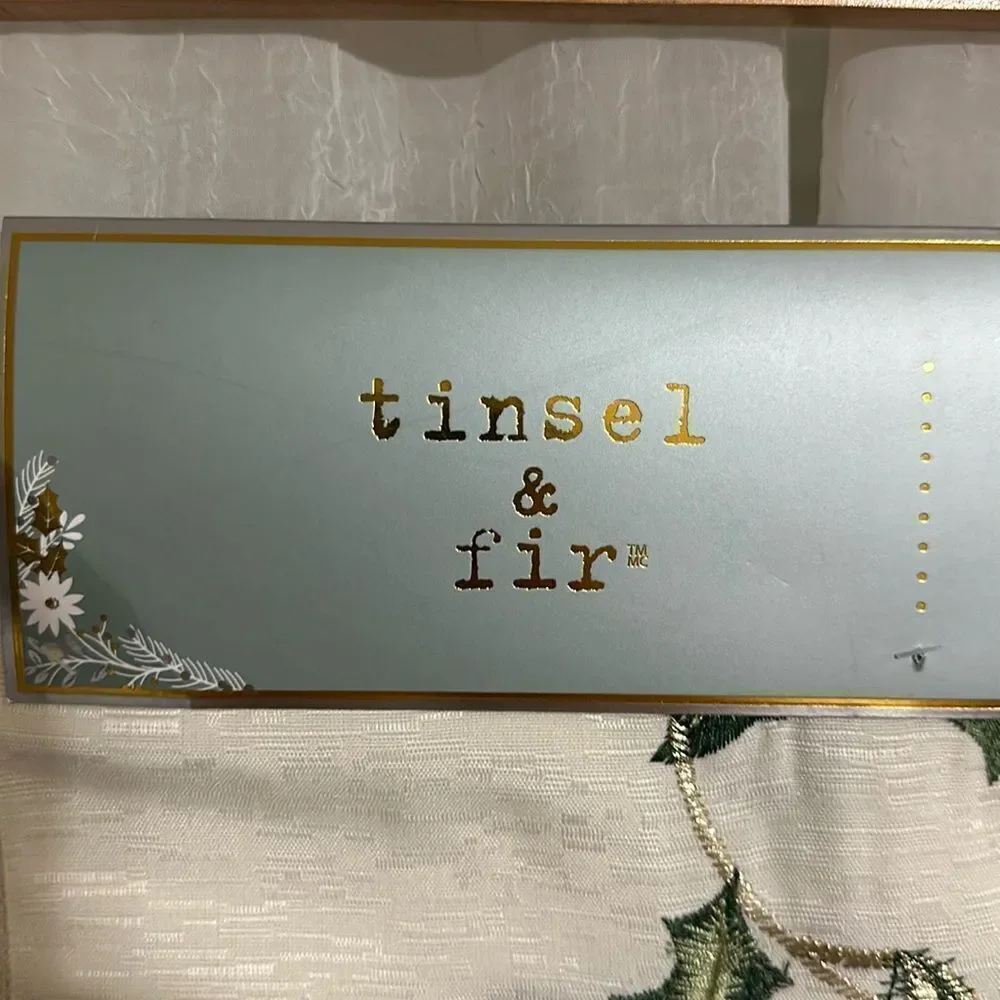tinsel & fir Ivory Green Red Embroidered Christmas Winter Berry Table Runner